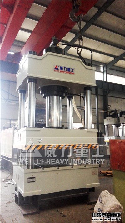 400噸鎂碳磚液壓機(jī)