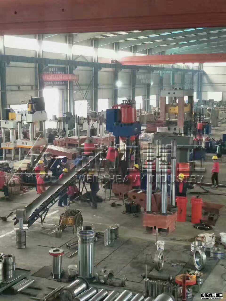 鐵粉壓塊機(jī)試機(jī)