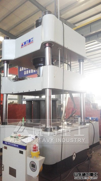 400噸液壓機(jī)定制