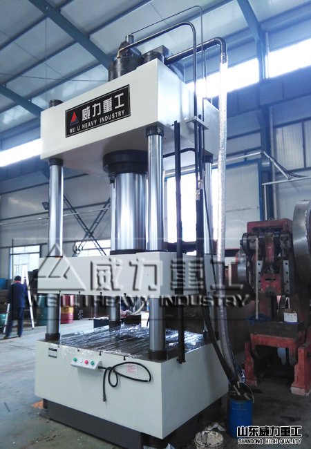 500噸液壓機(jī)車間