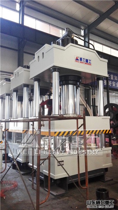 500噸液壓機(jī)車間