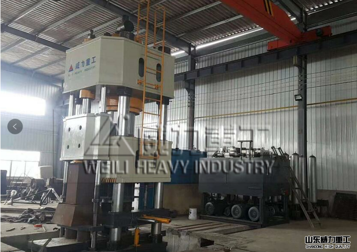 800噸液壓機(jī)車間