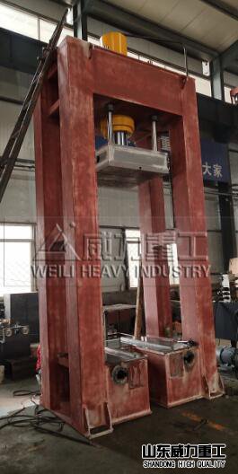 龍門液壓機(jī)車間