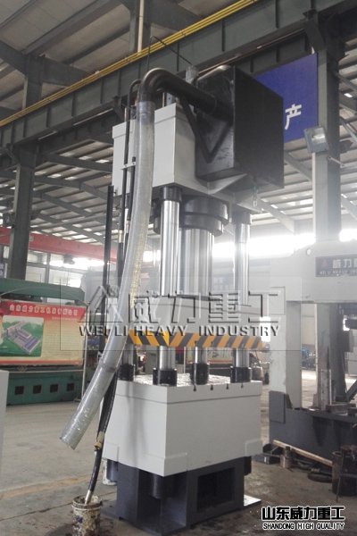 800噸液壓機(jī)車間