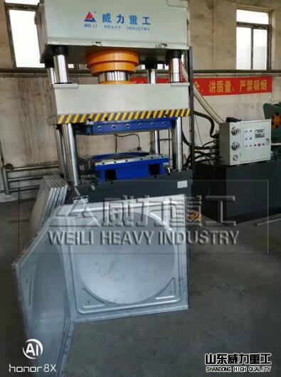 不銹鋼水箱客戶現(xiàn)場