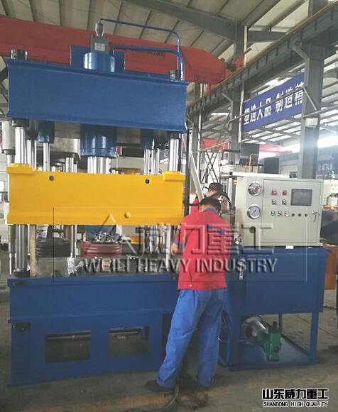 100噸液壓機車間