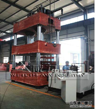 630噸液壓機(jī)車間