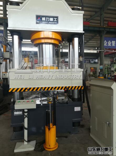 500噸液壓機車間