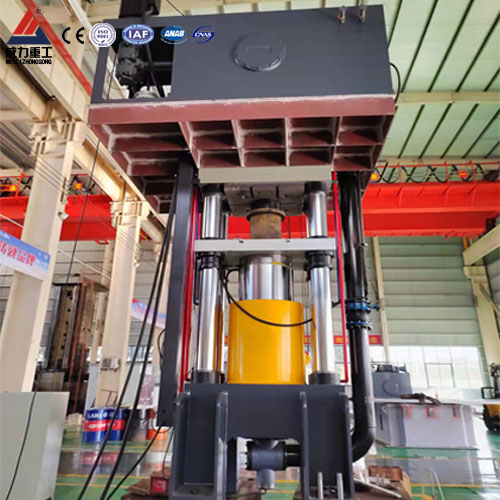 下頂式800噸四柱液壓機(jī)（特殊機(jī)型定制）