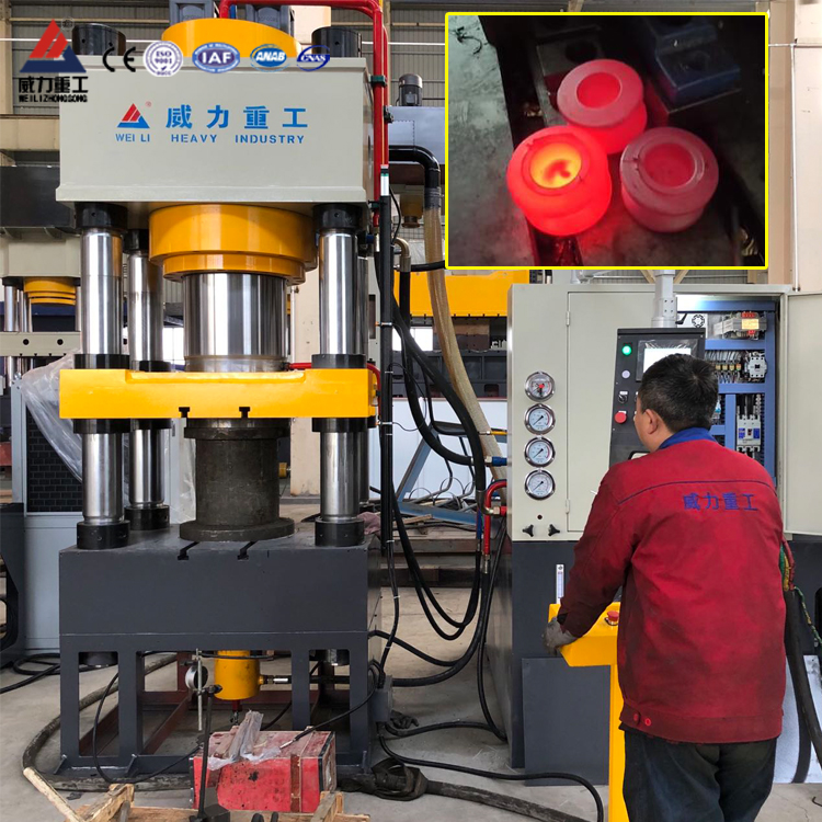 <b>500噸熱鍛液壓機(jī)（500噸熱模鍛液壓機(jī)）</b>