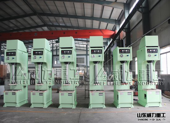 63噸單臂液壓機(jī)2