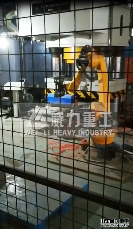 全自動(dòng)壓磚液壓機(jī)