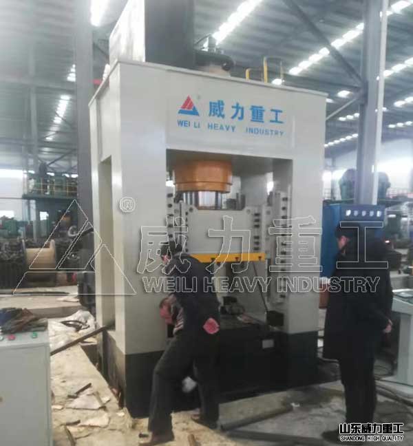 山東威力重工熱鍛液壓機(jī)型號(hào)齊全