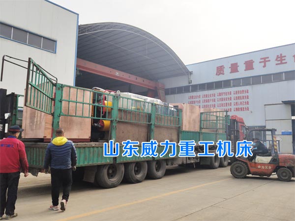 液壓機發(fā)貨