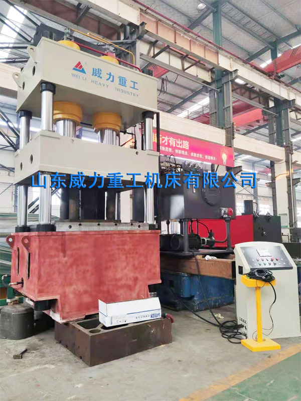 500噸液壓墊液壓機(jī)車(chē)間裝配圖