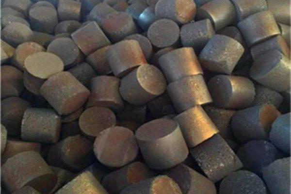 壓制成塊粒子鋼