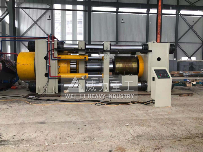 山東威力重工液壓機(jī)生產(chǎn)車(chē)間