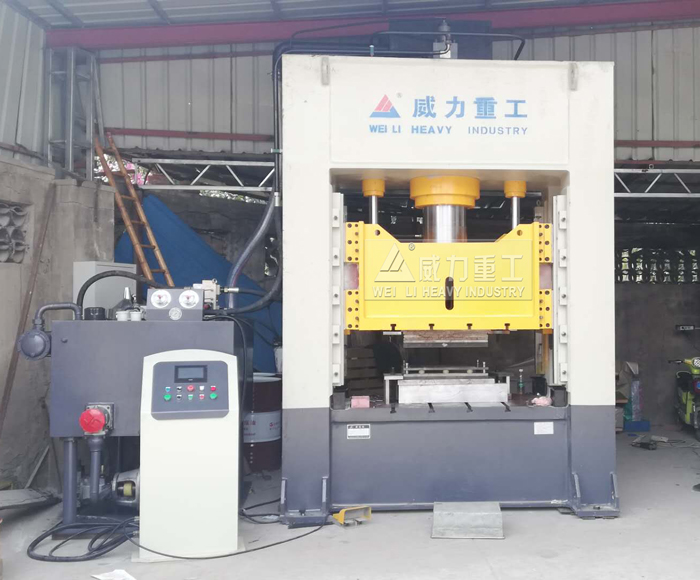 315噸框架式液壓機(jī)拉伸專用