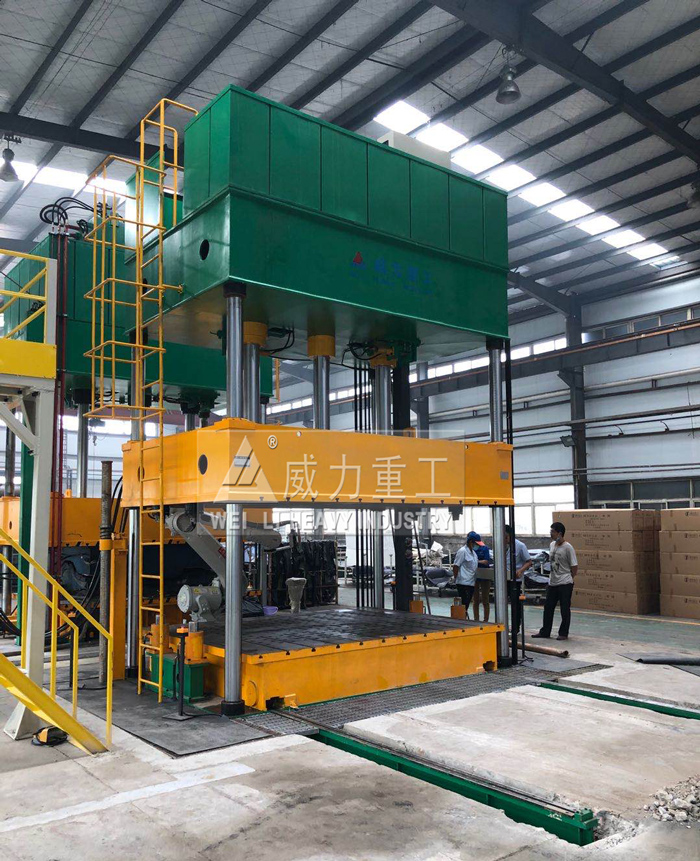 大臺(tái)面汽車(chē)內(nèi)飾液壓機(jī)