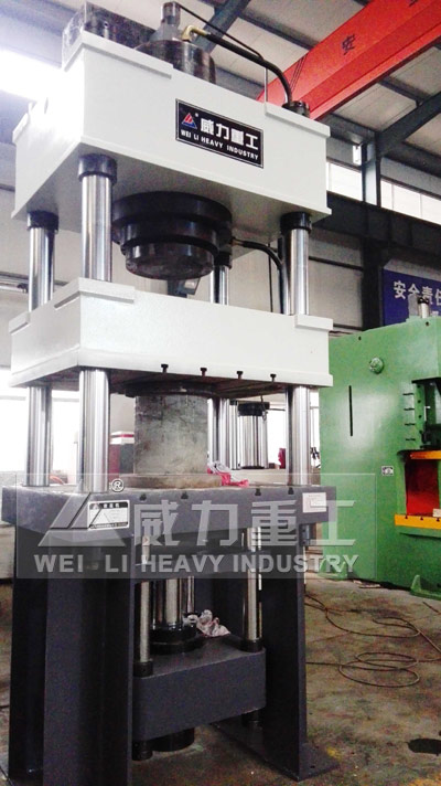 帶液壓墊不銹鋼水槽液壓機