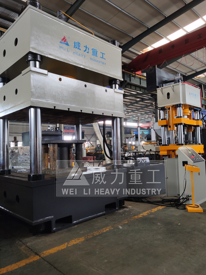 山東威力重工四柱液壓機壓制smc托盤