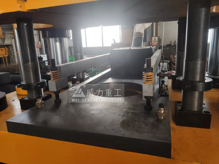 金屬粉末液壓機使用模具