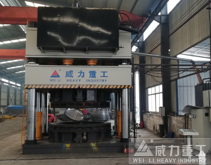 山東威力重工封頭液壓機(jī)型號(hào)齊全可定制