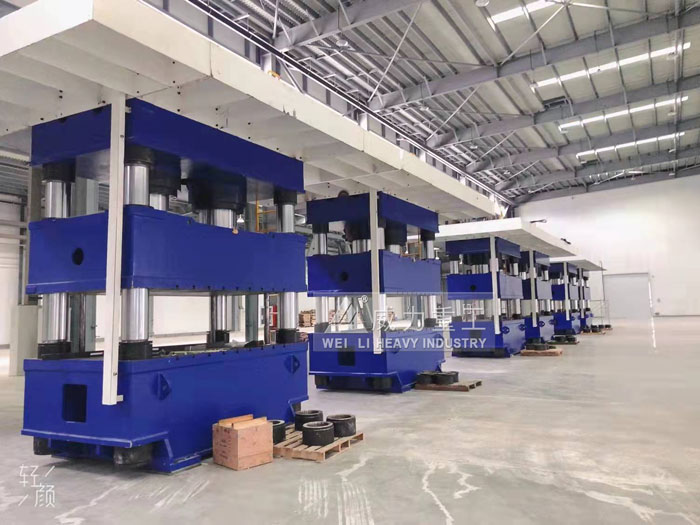 汽車配件液壓機(jī)客戶現(xiàn)場(chǎng)