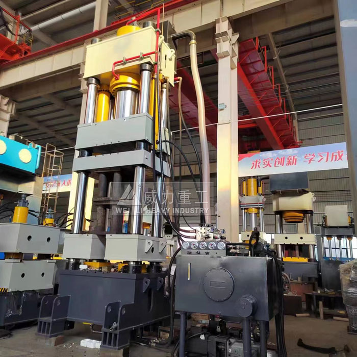 山東威力重工匣缽液壓機(jī)