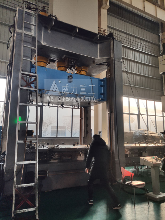 伺服框架式液壓機(jī)試機(jī)