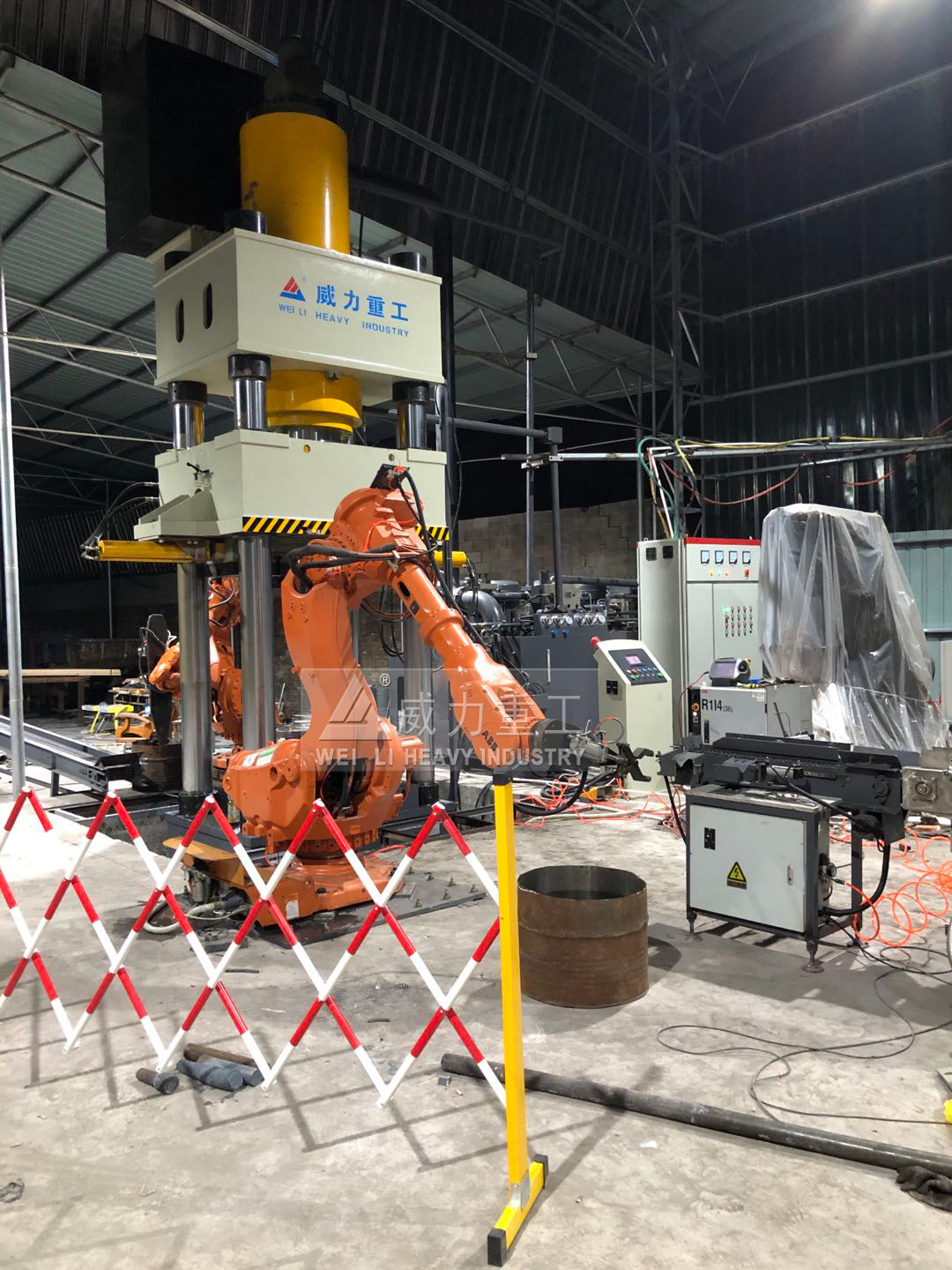 鍛造長軸專用四柱液壓機