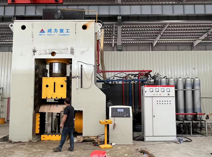 1200噸多向鍛造液壓機